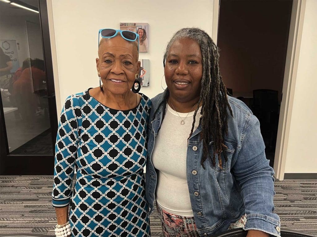 Sandra Bullock (l) and Ethel Young (r) at eviction policy session